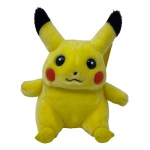 Nitendo Vintage Pokémon 1998 Pikachu Plush Hasbro Stuffed Animal